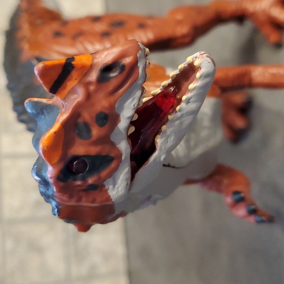 Vintage Ceratosaurus Toy Figure Dinosaur - Picture 3 of 8